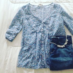 COPY - Old Navy | Floral Button-Down Top
